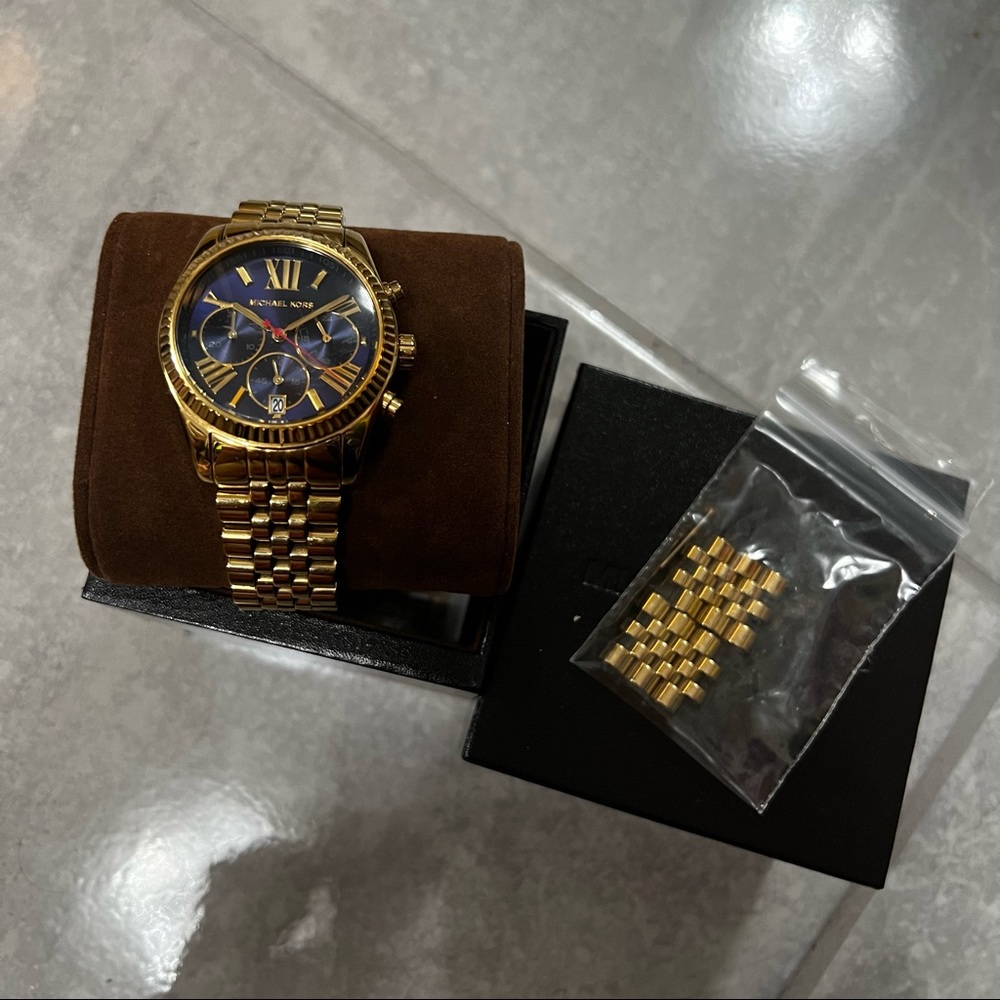 Michael Kors women watch